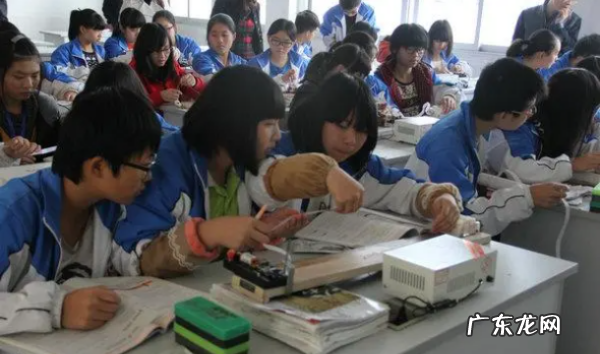 防倒吸是什么意思,尾气吸收的防倒吸是什么原因造成的