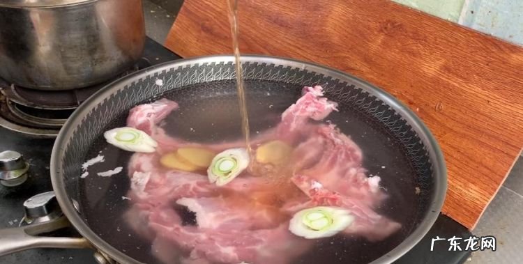 煮肉放什么烂的快,炖肉加什么容易烂糊