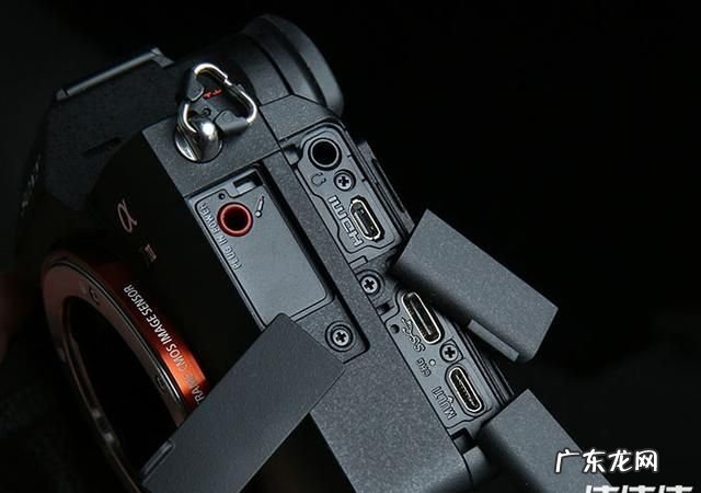 sony微单怎么充电,怎样给索尼微单a500l相机充电