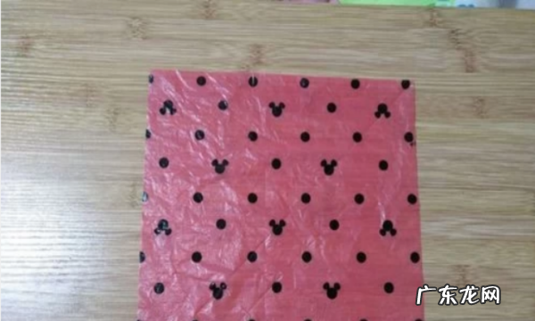 绳子的降落伞怎么编,怎样自制降落伞
