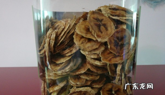 香蕉片是烘干还是油炸,我想问一下在大超市买的这种香蕉片是炸的还是晒干的