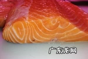 三文鱼一般多重一条,三文鱼有多大一条