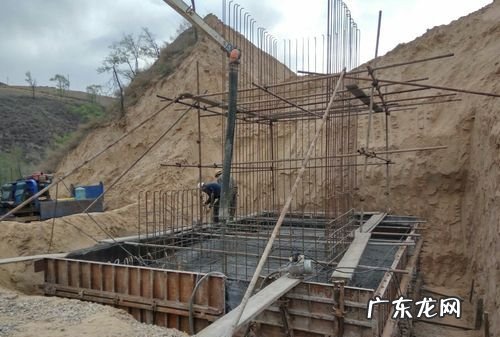 墩台和承台有什么区别,桥梁墩台帽是哪个部位