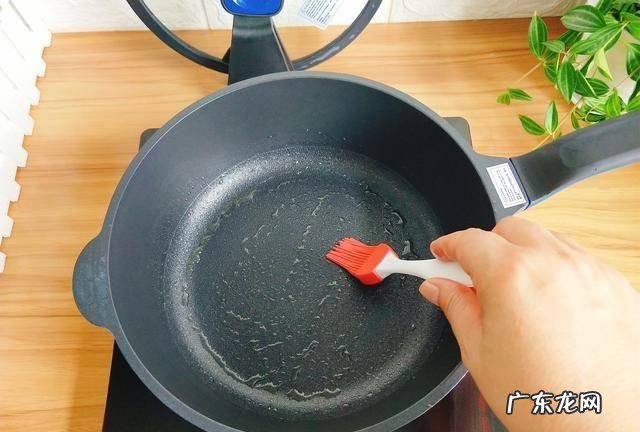 黏稠和粘稠哪个对,黏稠怎么读 黏稠的意思
