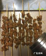 烤羊肉串是先刷油还是后刷油,烧烤先刷油还是先烤干