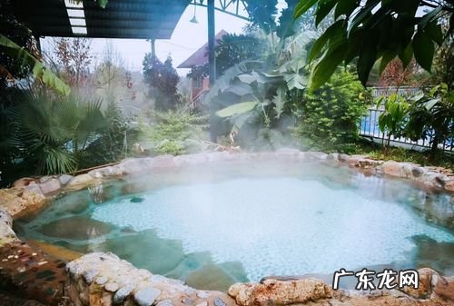 夏天可以泡温泉,夏天可以泡温泉不