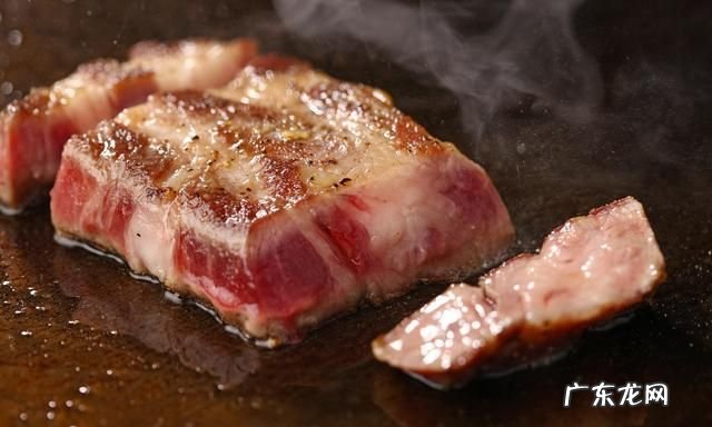 牛排可以用食用油煎,煎牛排可以用食用油