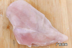鸡胸肉怎么做才好吃又嫩,鸡胸肉怎么煮好吃又嫩不放辣椒