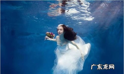 水下摄影怎么睁眼,水下婚纱照怎么拍摄
