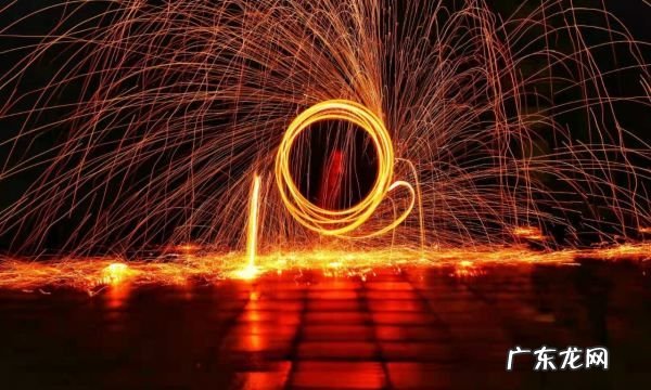 钢丝棉怎么点燃,钢丝棉烟花是什么材料做的