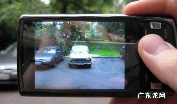 单反怎么样使背景清晰而前景模糊,如何让背景更清楚