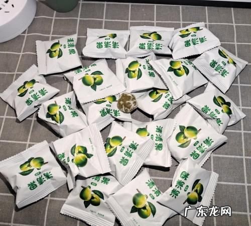 酵素梅上的白霜是什么,酵素梅上面一层白白的是什么