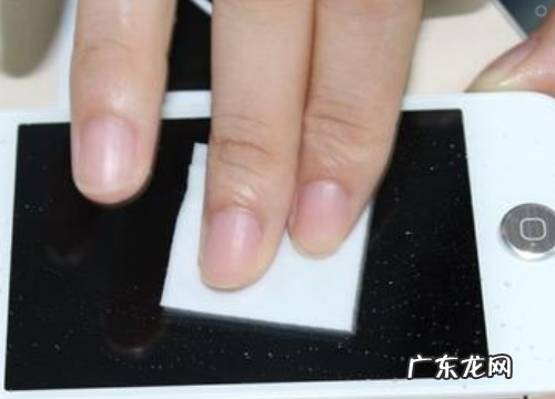手机镀膜后摔碎了怎么去除,手机膜摔坏了怎么办要换膜