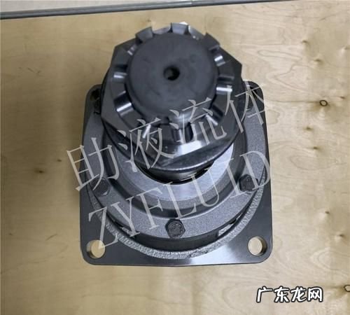 d3200 有马达吗？,新手想买个单反尼康D90和尼康D3200哪个好一些