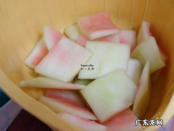 西瓜皮汤怎么做好喝,西瓜皮汤的做法大全家常