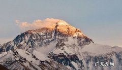 珠穆朗玛峰属于中国吗？,珠穆朗玛峰属于哪里