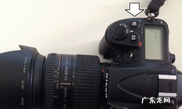 尼康d3200怎么关闪光灯,单反尼康相机不想用闪光时怎样关闭闪光灯
