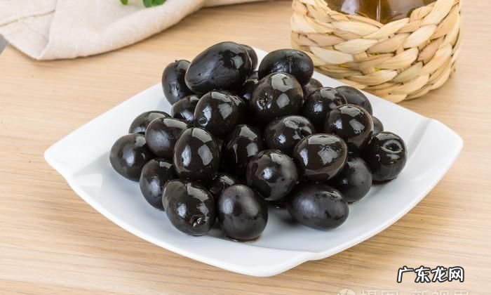 黑色的食物有哪些作用,多吃黑色食物有什么好处和坏处