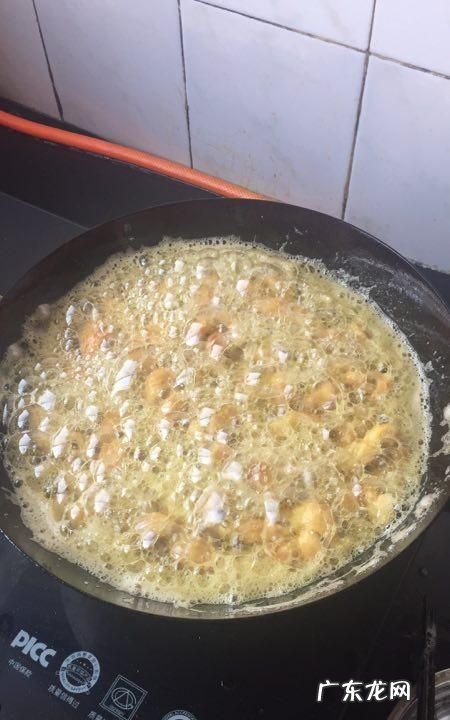 菜籽油炸东西有泡沫老溢出来怎么办,菜籽油炸东西起泡沫怎么解决