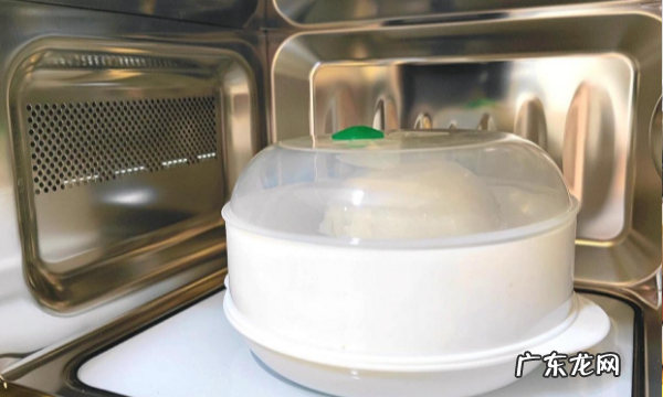 馒头在微波炉里面加热怎么才不干,微波炉蒸馒头怎样不干