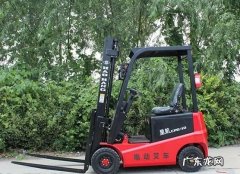 平叉是什么样的叉车,高叉车和平叉车的区别