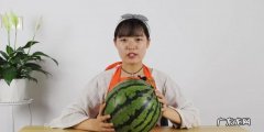西瓜听声音怎么选熟的,西瓜怎么听声音判断熟不熟
