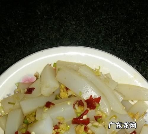 土豆粉是白凉粉,马铃薯粉可以代替白凉粉