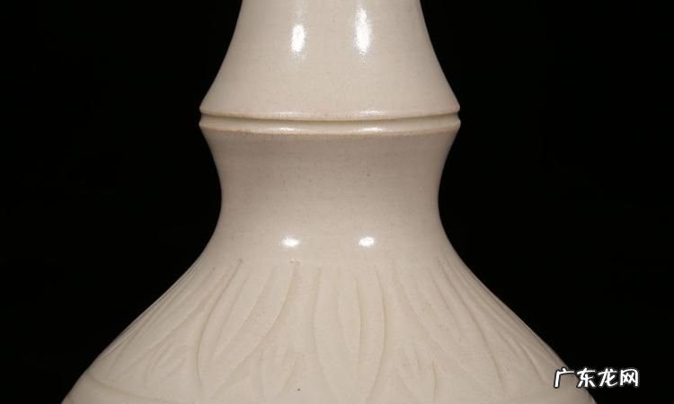易定瓷器为什么会有锈斑,宋代瓷器底部有锈斑是不是假的