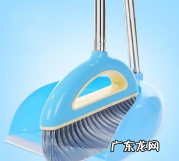 扫地的东西叫什么,扫地用的一套工具叫什么