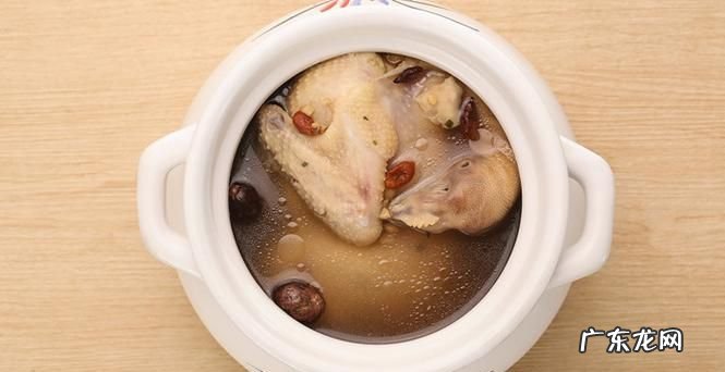 隔水蒸鸽子多少时间,清蒸鸽子需要蒸多长时间