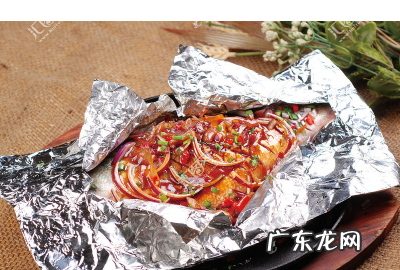 锡箔纸垫烤盘用哪一面,铝箔锡纸哪一面接触食物
