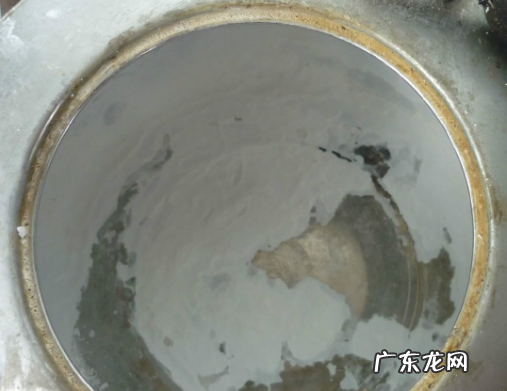 小苏打可以去水壶水垢,用小苏打可以去除水垢