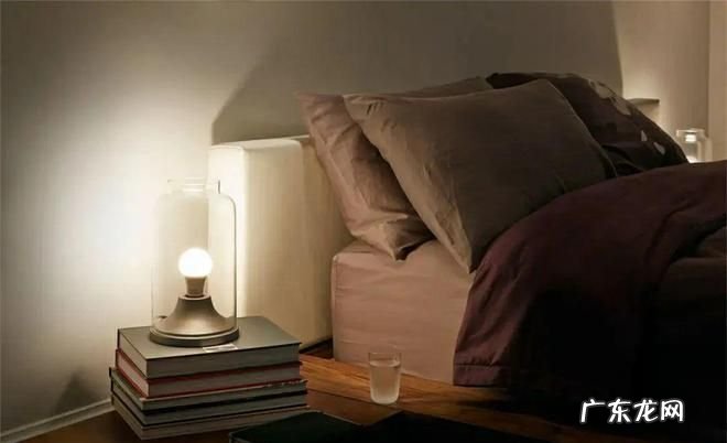 晚上不关灯睡觉有什么危害,晚上长期开灯睡觉有什么危害
