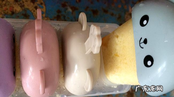 自做雪糕怎么取出来,自己冻的冰棍怎么从模具里取出来 自己冻的冰棍怎么从模具里取出来