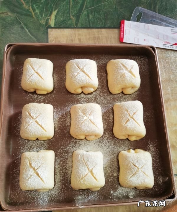 如何做松软的云朵面包,像蛋糕胚一样松软的面包叫什么