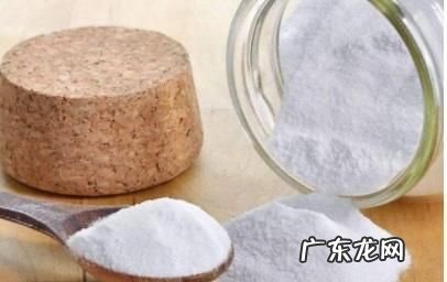 小苏打擦脚有什么功能,小苏打擦脚有什么功能