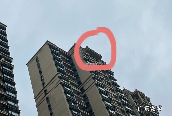 阳台会不会突然塌掉,浇筑的阳台会塌