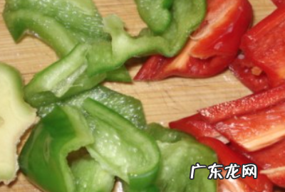 生鱿鱼怎么做好吃,生尤鱼怎样炒好吃简单又好吃