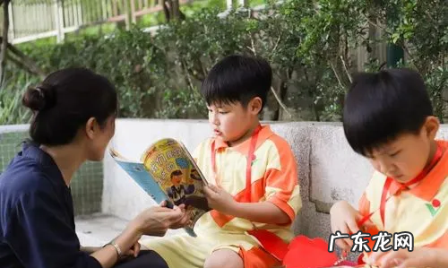 如何拍摄书籍照片,没有书博主怎么拍书内页的照片