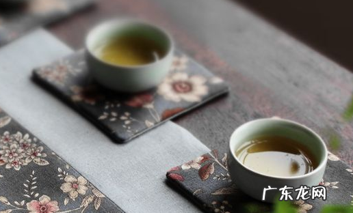 泡茶礼仪要注意哪些,女人喝茶讲究的礼仪