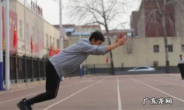跳远爆发力怎么在家练,如何训练跳远