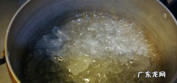 如何用枇杷做枇杷膏,自制枇杷膏怎么做