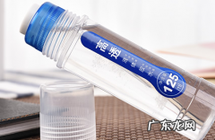 衣服上胶水如何洗,衣服上有胶水干了用什么可以去掉