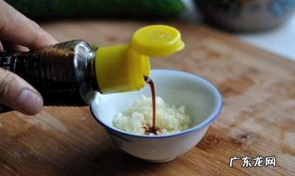 凉拌菜的蒜蓉水怎么做,凉拌菜的蒜水是怎么做的
