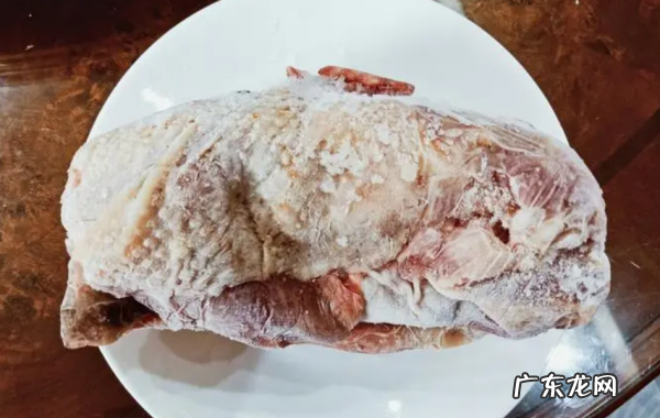 冷冻鸡肉怎么快速解冻,冻鸡肉怎么解冻好