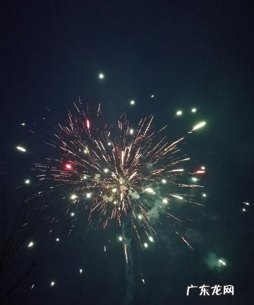 手机怎么拍烟花,华为手机拍摄烟花技巧