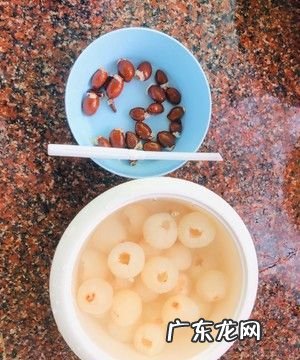 荔枝果冻怎么做,荔枝罐头的做法步骤图