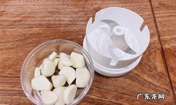 鲍鱼怎么清洗怎么做,鲍鱼怎么清洗制作