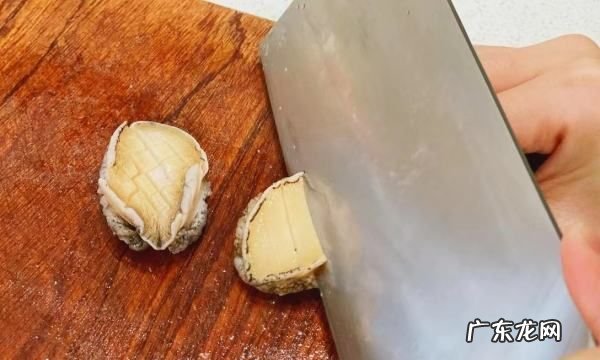 鲍鱼怎么清洗怎么做,鲍鱼怎么清洗制作