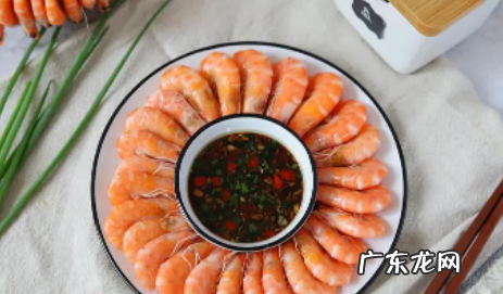 白灼虾怎么处理干净,白灼虾怎么去虾线